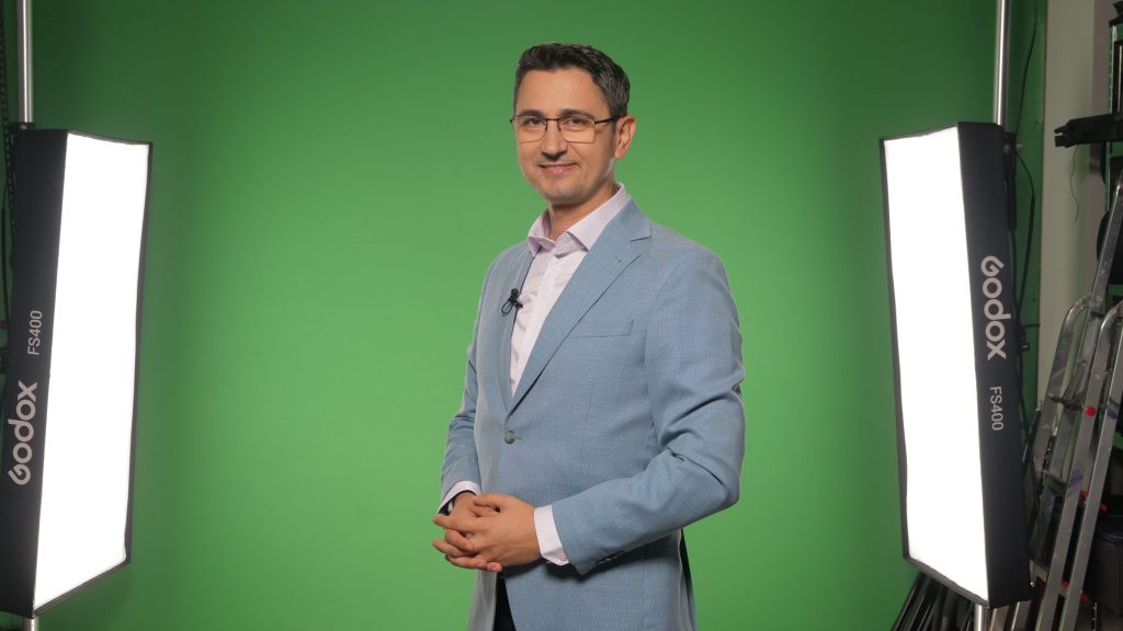 Antonio Momoc, decan FJSC, invitat la Libertatea